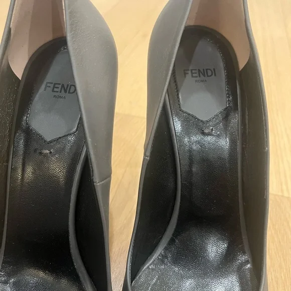 ✨Fendi Gray Stillettos✨ - Picture 4 of 8